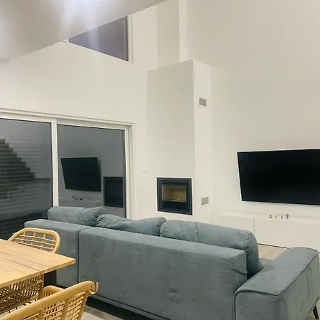 T3 Piscina Livingroom Charneca Da Caparica Ferienhaus *